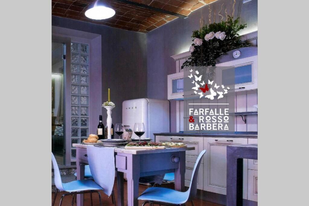 Appartamento Vacanze / Holiday Flat Farfalle&Rossobarbera Montegrosso dʼAsti Eksteriør bilde