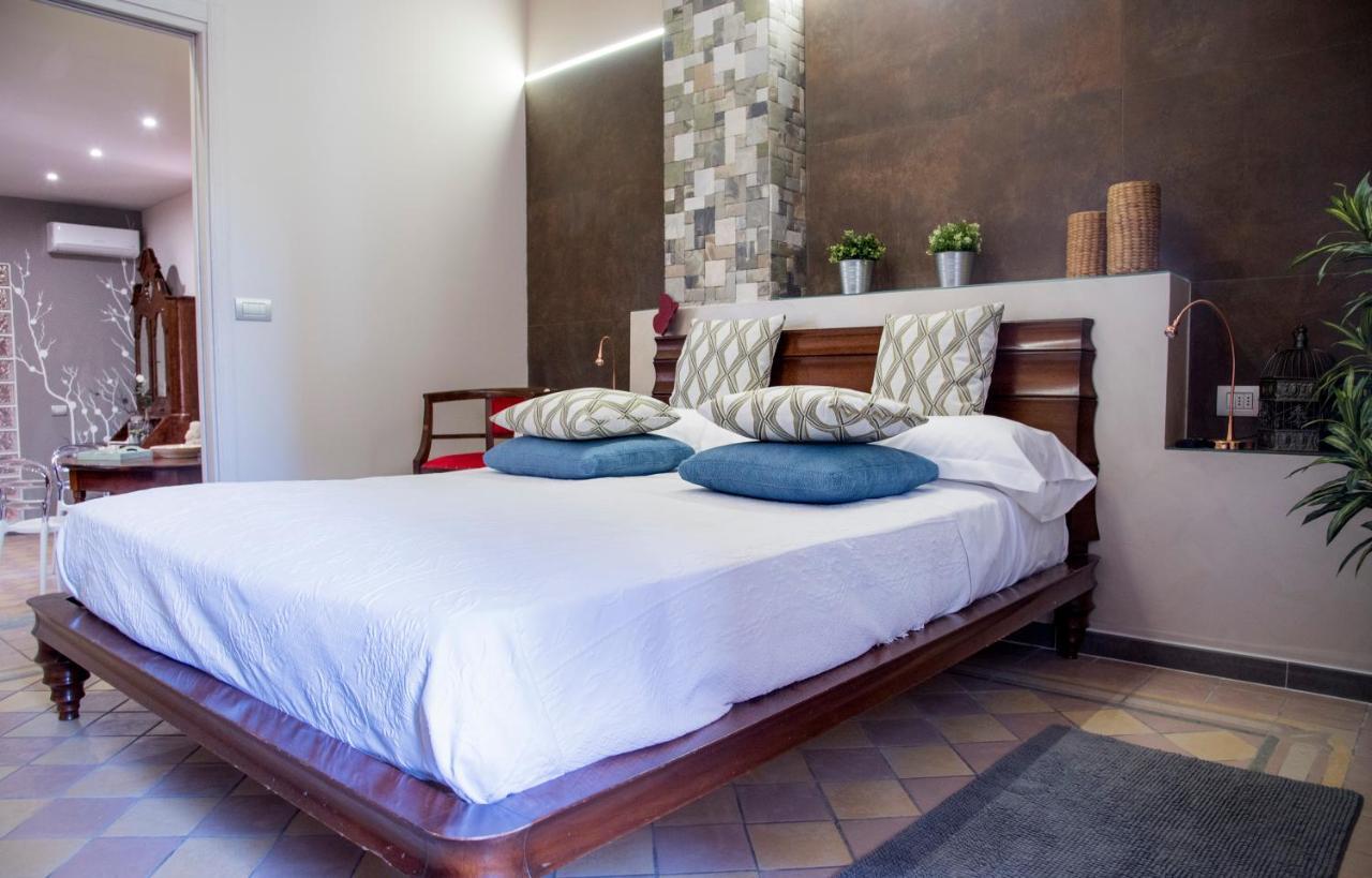 Appartamento Vacanze / Holiday Flat Farfalle&Rossobarbera Montegrosso dʼAsti Eksteriør bilde